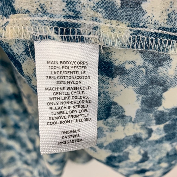 Melrose and Market Lace Open Back Blouse - Picture 6 of 6